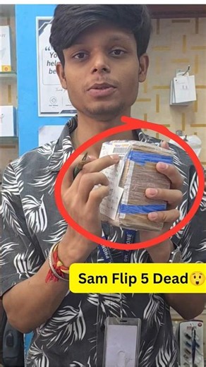 Samsung fold 5 front glass broken Repair by Dr.Phone Store Address mention in bio #drphone #foldflip