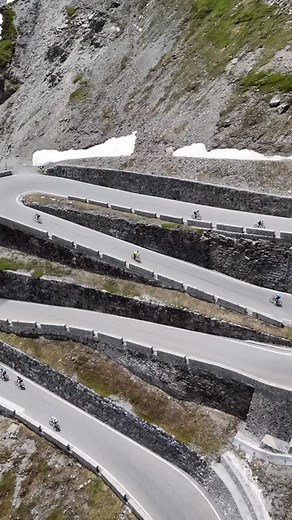 Stelvio at It’s prime 🔥⛰️🙌 #thomsonbiketours | Thomson Bike Tours