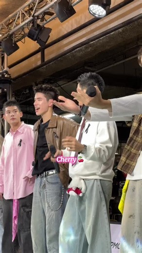 Cherry 🍒 Class Crush Crisis Busking Performance