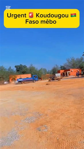 *Faso mêbo Koudougou * Urgent 🚨 depuis 4jours les travailleurs sont en stand by de sable fin pour continuer le travail. S’il vous plaît peuple de Koudougou réagissons dès maintenant. La ville nous appartient tous , le développement c’est nous d’abord | Amédée Schopenhaeur