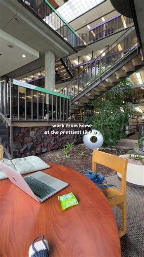 easily the best place to work from home or get any work done. it’s so peaceful and quiet. it’s giving outdoor but indoor. if you’re in orange county and looking for somewhere to study that isn’t a cafe, huntington beach library is THE place📚🕴️ and Ry’s poke shack is a close drive so if you’re feeling hungry 🤤🍣 make sure you pin and save for your next remote day at home💛 #library #wfh #vlog #itinerary #cafe