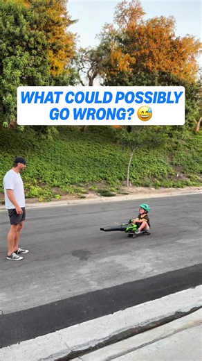 Things escalated quickly 😅 (via @David Rabe) #fun #skateboard #waitandsee #onno #leafblower