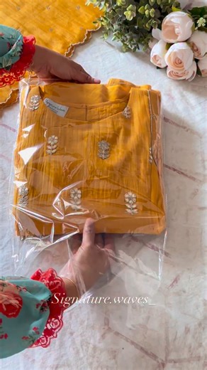 Signature Waves Exclusives on Instagram: "“Sunlit Mustard” is a warm, festive shade that instantly feels joyful and eye catching. The colour carries a rich traditional vibe while still looking soft and wearable, making it perfect for intimate functions, day celebrations, and special gatherings. It’s a pure Chanderi 3 piece Aline suit set detailed with delicate butta motifs in antique gold tones.Paired with matching pants and a dupatta finished with antique-gold scalloped edges, the same scallop