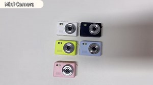 Mini Digital Camera Keychain Tiny Pixel Hd 1080p Retro Keychain Camera Micro Portable That Works Camera for Travel Study Recording (White 128G)