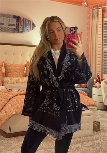 Tin trivia ootn #cardigan #paisley #paisleycardigan #sweater #ootn