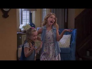 Fuller House s3ep8 Max the Mummy