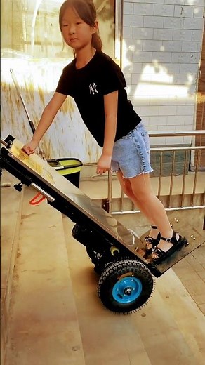 Electric Stair Climbing Machine Lifts Heavy Loads with Ease! ⚡🛗 #Shorts