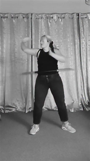 Who you gonna call? 👀 📞 GHOSTBUSTERS… and your hoop crew of course! 👻 Jess is bringing the spooky groove this week with our weekly choreo from one of our amazing instructor fam & hooping community members! 🙌🏼 Tag us in your Ghostbusters dance to get featured in our stories this week! 🖤🧡 #huladancercise #hulahoop #hulahoopfitness #dance #ghostbusters #halloween #halloweenworkout | Hula Dancercise