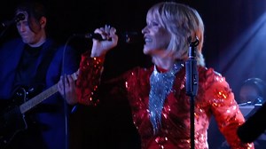 It's another Saturday Song with Toyah. This week is a live concert performance of Rhythm In My House, filmed in Putney on the Posh Pop Tour, September 2021. 𓂀 All things Toyah https://linktr.ee/toyahofficial 💿 Pre-Order The Changeling https://cherryred.co/toyah 🎧 Stream Toyah Top Tracks https://spoti.fi/3qDj6Cu ▶ Toyah Personalised Video Messages https://celebvm.com/toyahwillcox 🎨 Toyah & Robert Handcrafted Lyric Art https://toyahshop.ccsproducts.co.uk | Toyah