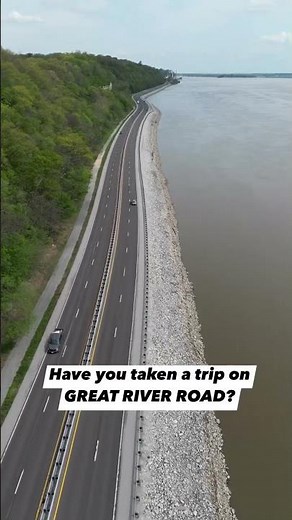 The Great River Road travels along the Mississippi River and includes so many cool small towns!