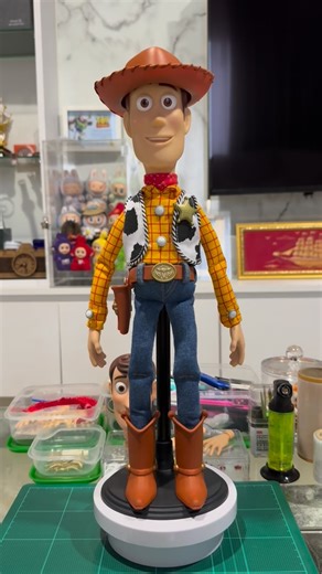 WOODY🤠 on Instagram: "Before and after customization No.20🤠👨‍🎨✂️🪡🧵 #woodytoyscsb #woody #woodytoystory #toystory #วู้ดดี้ #วู้ดดี้ทอยสตอรี่"