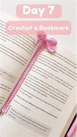 Crochet Bookmark 🎀