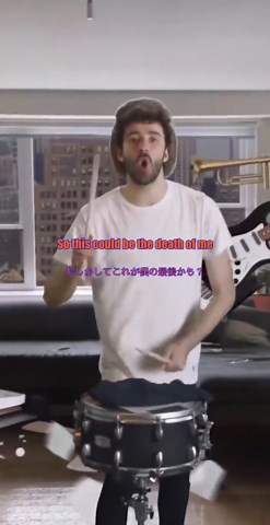 盛り上がりすぎて◯◯◯◯が通ったのに気づいてない🤣◯◯◯◯に入るのはなんでしょう？🎼AJR-World's Smallest Violin #ajr #worldssmallestviolin #元気の出る曲