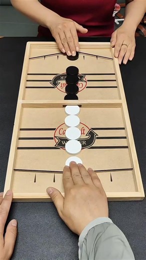 Crazy Magnetic Force! 🧲🔥 #BoardGames #Viral