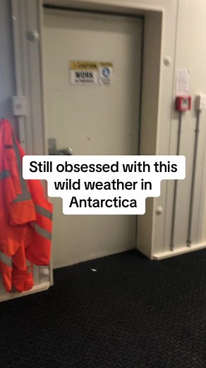 Antarctica Blizzard Footage: Witness the Power of Nature