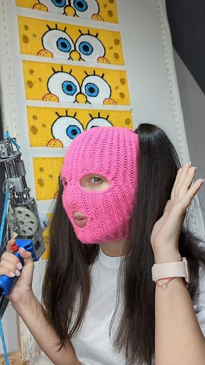 Anastasia Bulgac 💜 on Instagram: "Thank you very much for your support 💜🙏 The🧶 Fluffy keyboard rugs ⌨️ will get to you soon 💜 Working on it almost non stop 💪✂️🥵 #fluffyrug #rug #carpet #keyboardrug #keyboardrugs #tuftingart #tuftingartist"