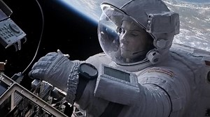 Gravity (with Bonus Features)