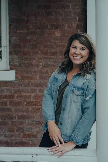 HAPPY MONDAY! Thank you Jen for sharing these encouraging words! May you be blessed knowing that the Lord hears your dreams and prayers! | Hope Out Loud