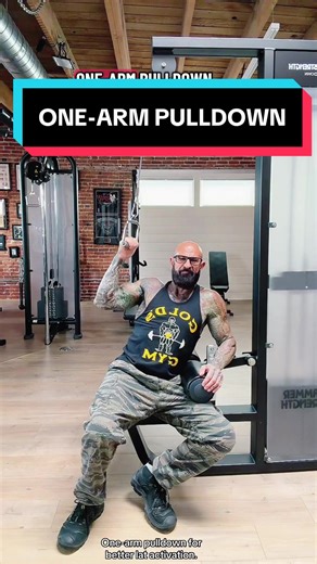 Improve Lat Activation with One-Arm Pulldown Technique