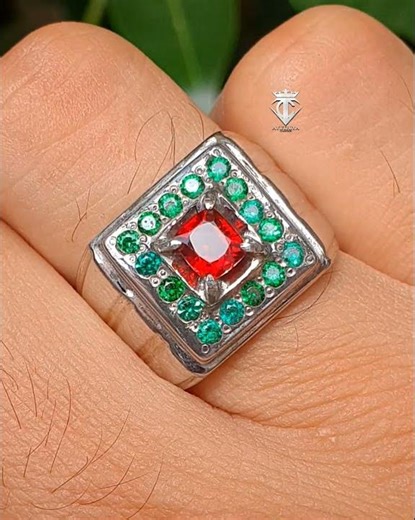 Batu Natural Malaya Garnet Tanzania Stampel 65.69 ct with Ring CGL Memo