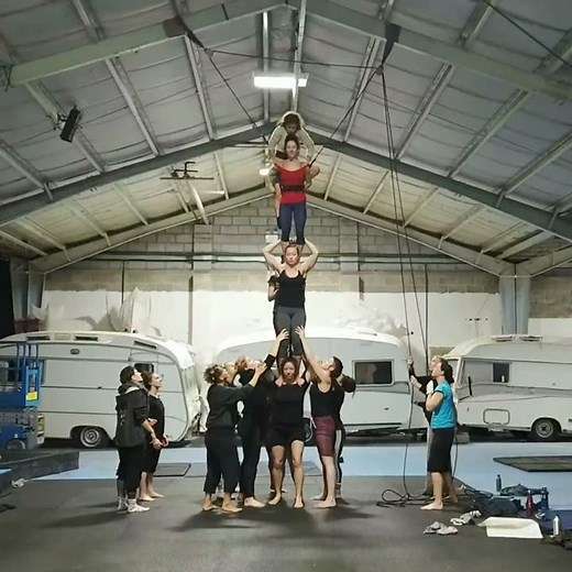 Women Lift and Carry 13