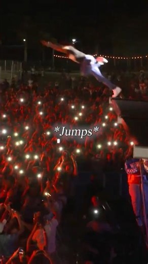 Wildest Rapper Stage Dives 💀 | DJ Khaled, Lil Uzi Vert, 6ix9ine, XXXTENTACION