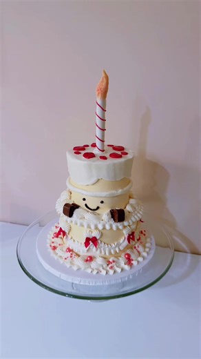 Seriously, what a cutie!! #ChrissyCakesAZ #CakeTok #fyp #cutecakes #vintage