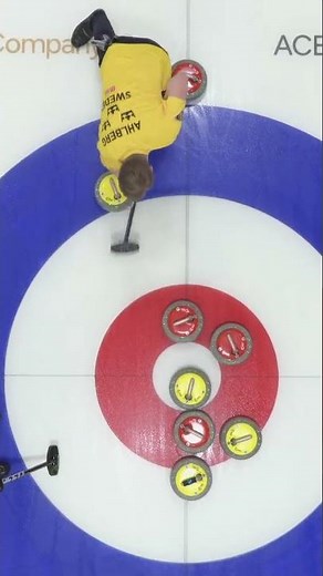 Coming up clutch! #curling
