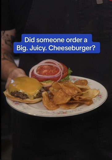 Cheeseburger Recipe: Big Juicy Medium-Rare Cheeseburger