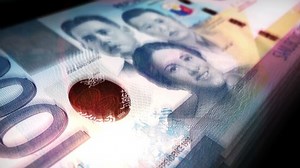 Philippines Money Philippine Peso Money Counting 库存影片视频（100% 免版税）1094133335 | Shutterstock