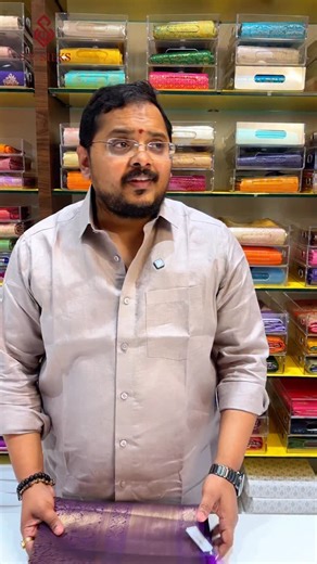 💫 Lightweight Kanchi Saree with Unique Design & Grand Border 💫 Experience the grace of tradition with a pure lightweight Kanchi saree — crafted to perfection with a beautiful big border and exclusive woven design that defines elegance and royalty. ✨ Perfect for weddings, festive occasions, or celebrations where comfort meets luxury. 💖 The rich weaving, intricate detailing, and soft texture make this saree a true masterpiece from our latest collection. 🌸 💥 Style it, flaunt it, and feel the l