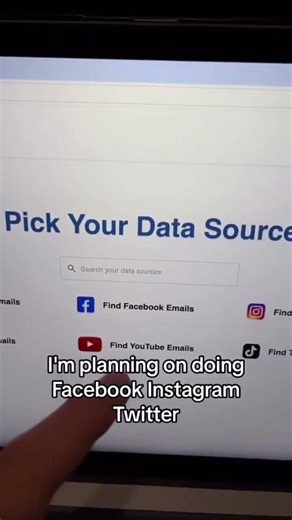 Introducing Lead Hunt: The Ultimate AI Email Scraper 📧🚀