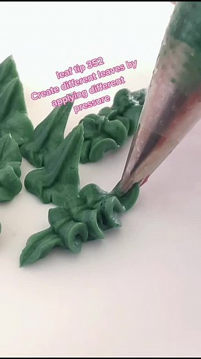 How to Create Buttercream Flower Frosting with Leaf Tip 352