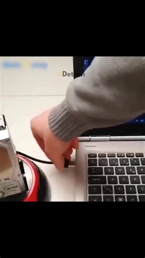 💾Mit dem vielseitigen Data Dock können Sie alle Ihre Daten sofort wiederherstellen, übertragen und darauf zugreifen! - Ultraschnelle, zuverlässige Verbindungen - Enorme Speicherkapazität - Breite Kompatibilität 👉🏻https://detson.de/products/datadock | Detson.de