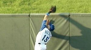 Beltran robs Wilson of a home run