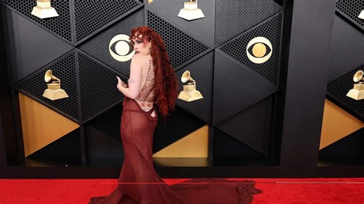 Day after Grammys, people still talking about Chappell Roan’s red carpet dress
