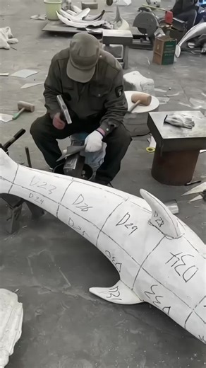 Watch the full production process of our stainless steel dolphin sculpture, from shaping and welding to polishing and final finishing. This video shows how a mirror-finish dolphin artwork is carefully crafted step by step, bringing energy, movement, and elegance into a stunning modern sculpture. #StainlessSteelDolphinSculpture #DolphinSculpture #StainlessSteelSculpture #MetalSculpture #MirrorPolishSculpture #DolphinArt #ModernSculpture #OutdoorSculpture #SculptureMaking #SculptureProcess #Custom