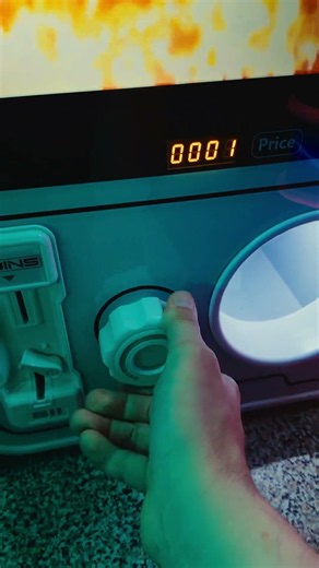 Cool Gashapon Capsule Arcade