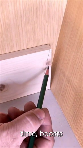 Speed square technique saves hours of measuring #diy #Woodworking #Construction #shorts #satisfying