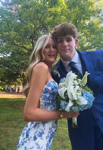 charrr (@char_shirley) - happy snr prom!! #classof2025 #prom #bf @jchargoodwin | prom