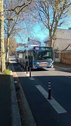 Bus 182 RATP - L’habillage de ouf ! (ex 132)