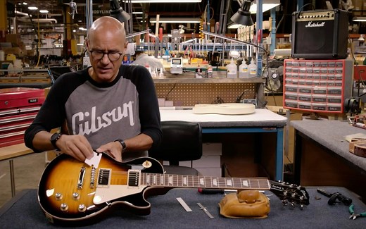 【GibsonTV中文版】电吉他弦高调节，吉他养护指南第六集