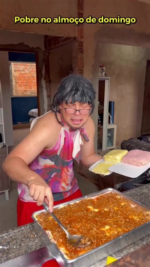 Quem mais é assim em casa? – Vídeo engraçado de reação doméstica