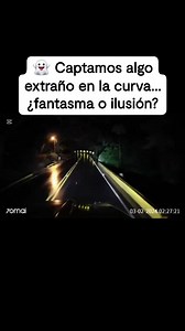 🕷️ “Captamos algo extraño en la curva… ¿fantasma o ilusión? #fantasmas #terrorsobrenatural #miedito #tractomulas | La R de rápido
