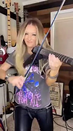 Enter Sandman - Metallica - Kirk Hammett Guitar Solo - Violin Cover by Nina D #entersandman #metallica #kirkhammett #guitarsolo #cover #coversong #violinsolo #violin #electricviolin #viper #viperviolin #metal #rock #ninad #ninadigregorio | Nina DiGregorio