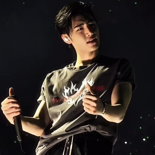 enhastarr🤩 on Instagram: "In every freaking way😛 #enhypen #edit #reel #sunghoon #explore #parksunghoon scp: me"