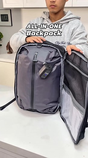 Vacuum-Sealed Travel Bag for Smart Packing