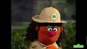 The world is filled with so much for children to see, touch, and smell! Follow along as Elmo, Abby, and Louie explore the differences between leaves at the park. https://bit.ly/3BaVtm1 | Sesame Street in Communities