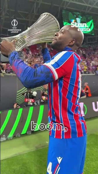 Jean-Philippe Mateta joins in with fans singing his song 🎶😆 #UECL #CrystalPalace