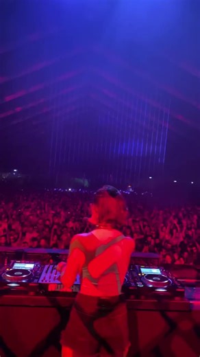 Nina Kraviz hypnotizing at Awakenings 🔥 | Techno Station